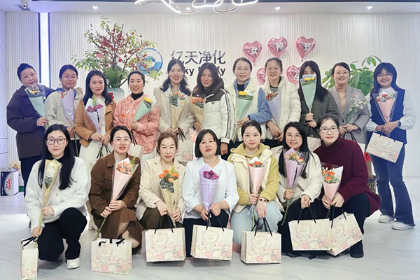 女神節(jié)丨祝你向陽而生，光芒萬丈！